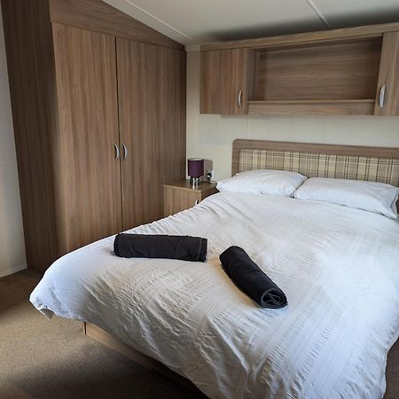 Swift Holidays At Combe Haven Holiday Park Hastings Exterior photo